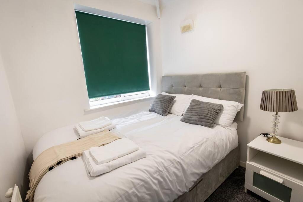 Windsor House 3 Bedrooms Sleeps 8 Mánchester Exterior foto
