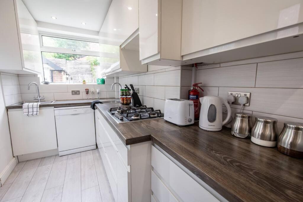 Windsor House 3 Bedrooms Sleeps 8 Mánchester Exterior foto