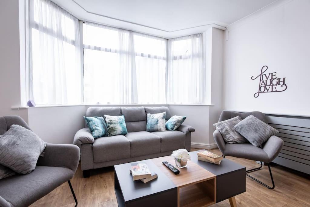 Windsor House 3 Bedrooms Sleeps 8 Mánchester Exterior foto